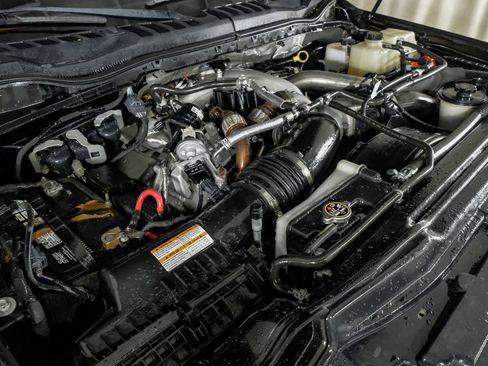 Used 2022 Ford F250 Platinum w/ FX4 Off-Road Package image 54