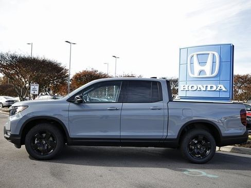 New 2026 Honda Ridgeline Black Edition image 5