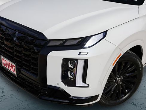 Used 2024 Hyundai Palisade Calligraphy AWD/4WD image 3