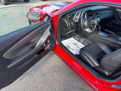 Used 2011 Chevrolet Camaro LT w/ RS Package RWD image 10