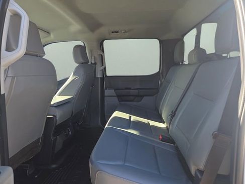 Used 2023 Ford F250 XL w/ XL Chrome Package image 15