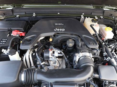 Used 2021 Jeep Wrangler Unlimited Rubicon w/ Safety Group AWD/4WD image 58