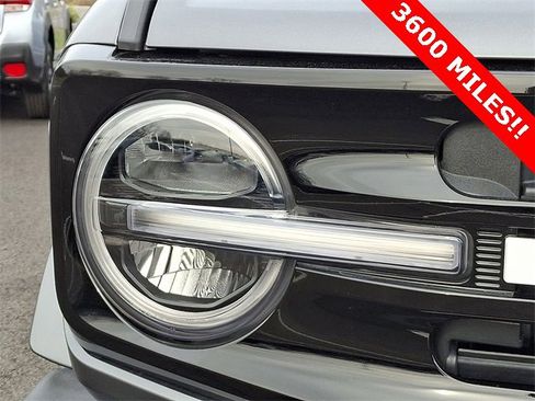 Used 2024 Ford Bronco Outer Banks image 10