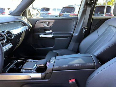 Certified 2022 Mercedes-Benz GLB 250 image 23