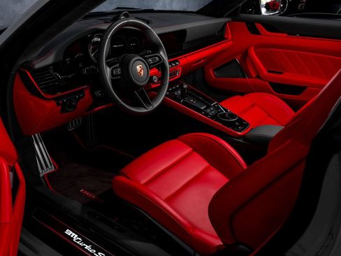 Used 2025 Porsche 911 Turbo S AWD/4WD image 38