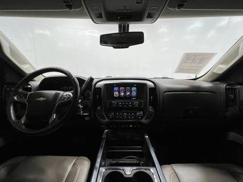 Used 2018 Chevrolet Silverado 1500 LTZ Z71 w/ LTZ Plus Package AWD/4WD image 21