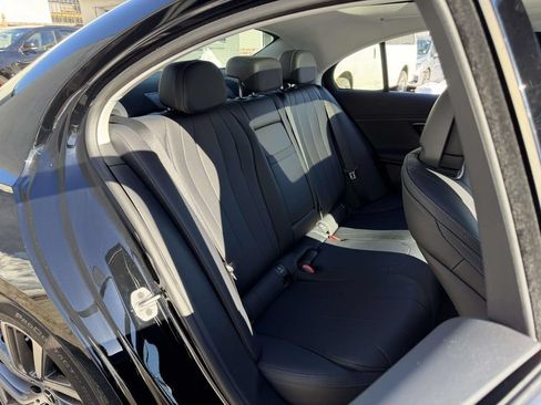Used 2024 Mercedes-Benz E 350 4MATIC Sedan image 16