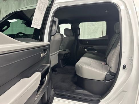 Used 2025 Toyota Tundra Limited image 46