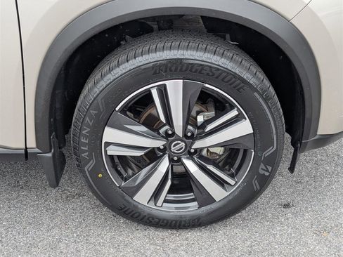 Used 2021 Nissan Rogue SL image 10