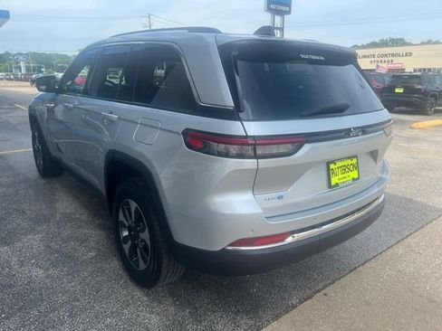 Used 2024 Jeep Grand Cherokee Limited 4xe AWD/4WD image 8