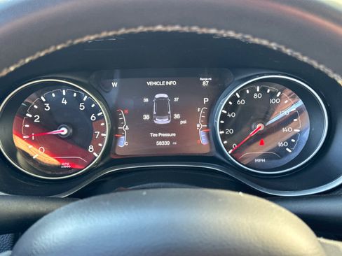 Used 2021 Jeep Compass Latitude image 17