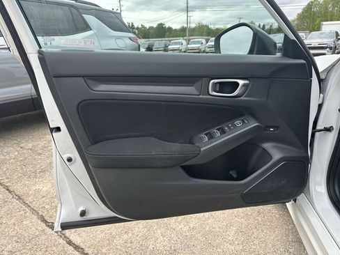 Used 2023 Honda Civic Sport image 23