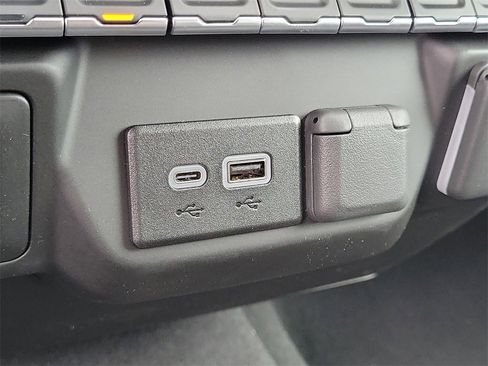 New 2026 Chevrolet Silverado 1500 Custom image 8