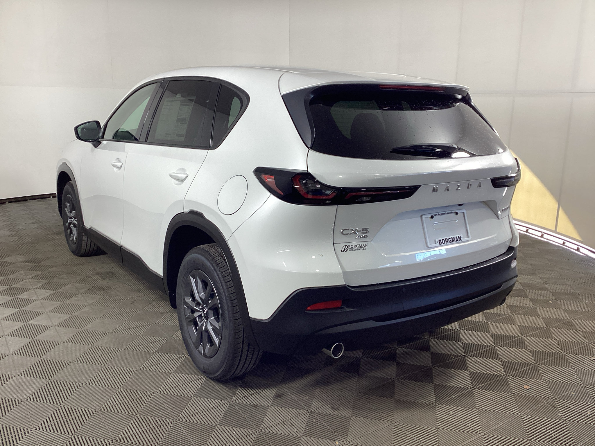 New 2026 MAZDA CX-5 Select AWD/4WD image 4