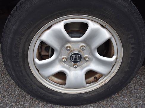 Used 2015 Honda CR-V LX image 9