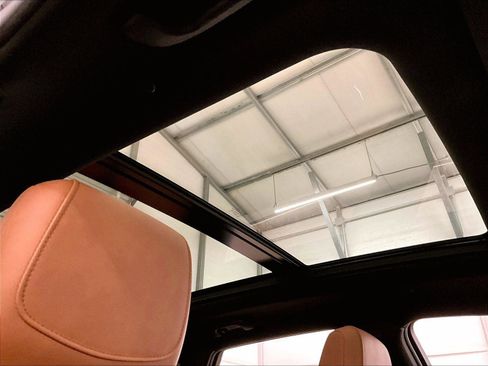 Used 2021 Cadillac XT5 Premium Luxury image 21