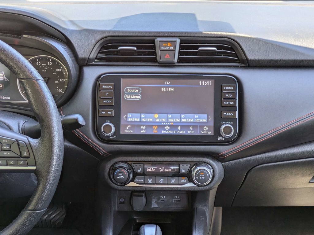 Used 2025 Nissan Versa SR FWD image 16