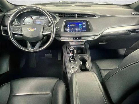Used 2023 Cadillac XT4 Premium Luxury FWD image 23