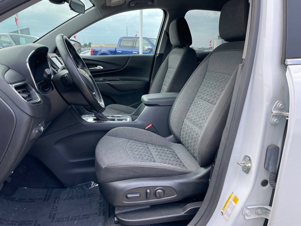 Used 2024 Chevrolet Equinox LT AWD/4WD image 7