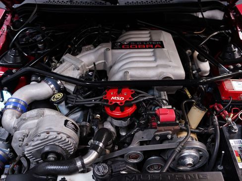 Used 1994 Ford Mustang GT image 3