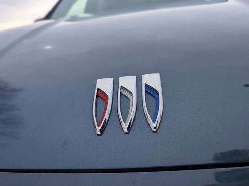 Used 2025 Buick Enclave Preferred image 31