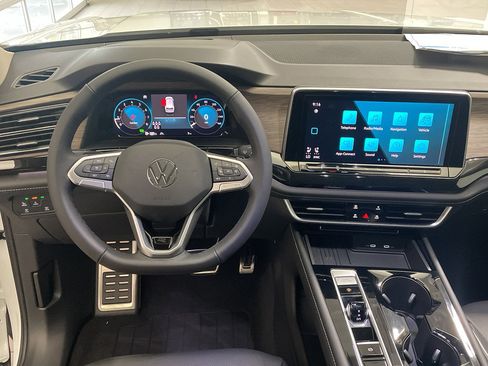 New 2026 Volkswagen Atlas SEL Premium R-Line AWD/4WD image 15