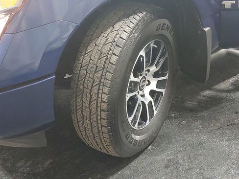 Certified 2024 Nissan Titan SV w/ SV Convenience Package image 52