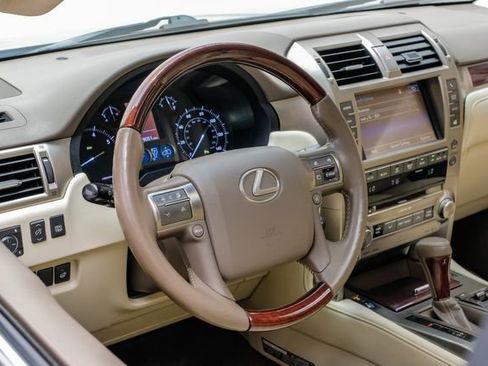 Used 2014 Lexus GX 460 Luxury image 23