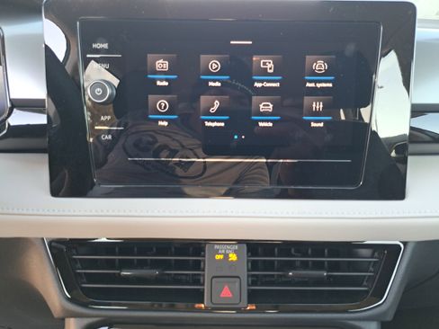 New 2026 Volkswagen Taos S image 11