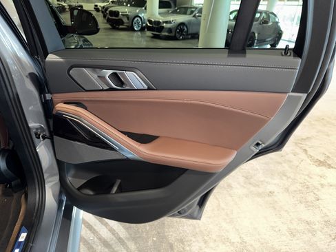 New 2026 BMW X6 xDrive40i w/ Climate Comfort Package image 10