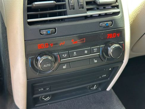 Used 2013 BMW 740i image 72