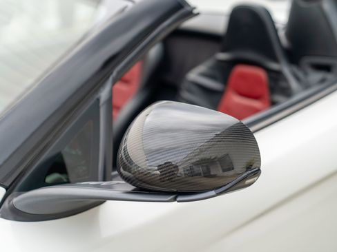 Used 2016 McLaren 650S Spider RWD image 9