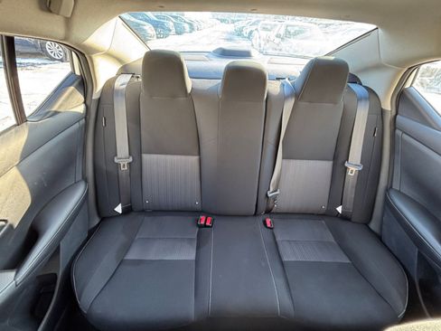 Used 2025 Nissan Sentra SV image 37