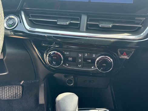 Certified 2024 Chevrolet Trax RS w/ Driver Confidence Package image 24