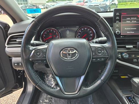 Used 2022 Toyota Camry XSE w/ Cold Weather Package FWD image 18