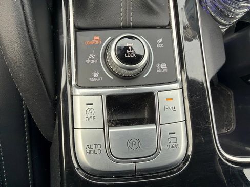 Used 2021 Kia Telluride SX w/ SX Prestige Package AWD/4WD image 16