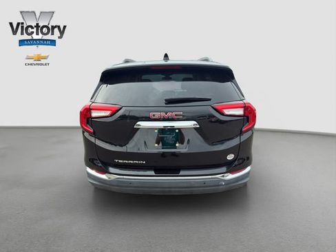 Used 2022 GMC Terrain SLT w/ Infotainment Package II FWD image 6