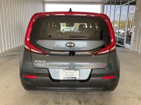 Used 2021 Kia Soul S image 17