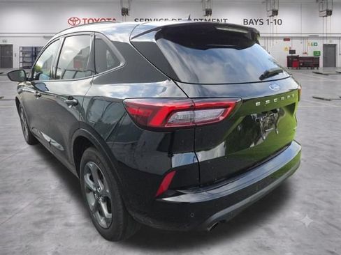 Used 2024 Ford Escape ST-Line w/ Tech Pack #1 AWD/4WD image 8