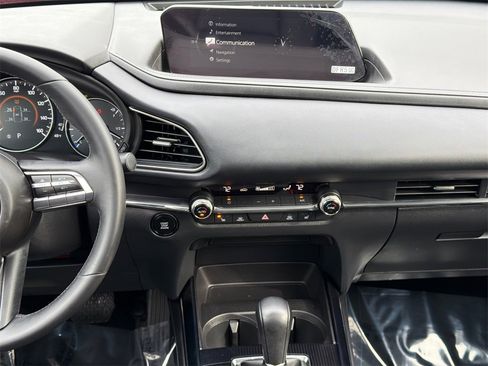 Used 2022 MAZDA CX-30 AWD 2.5 S w/ Preferred Package image 19