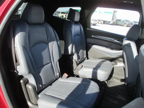 Certified 2023 Buick Enclave Essence w/ Experience Buick Package image 20