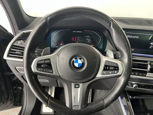 Used 2022 BMW X5 M50i w/ Executive Package image 12
