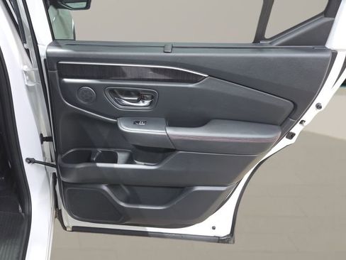 Used 2023 Honda Pilot Elite image 28