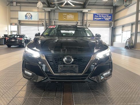 Used 2020 Nissan Sentra SR FWD image 2
