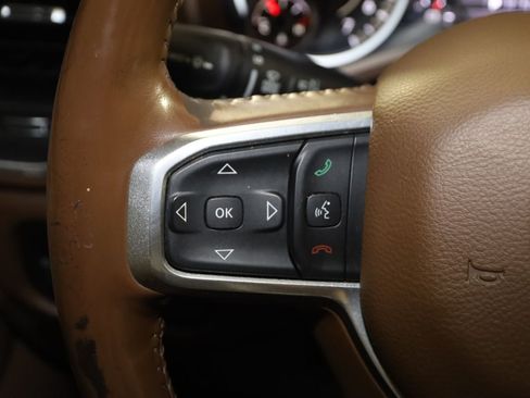 Used 2020 RAM 1500 Laramie AWD/4WD image 36