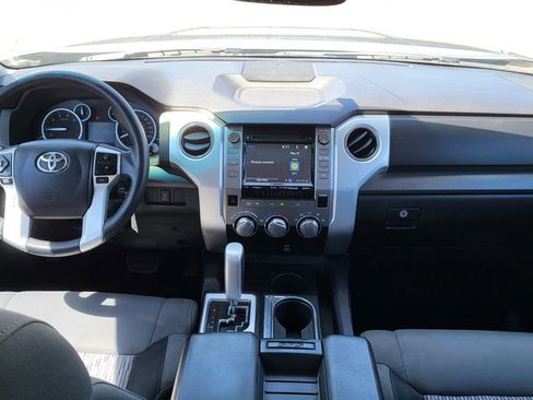Used 2016 Toyota Tundra SR5 w/ SR5 Upgrade Package RWD image 28