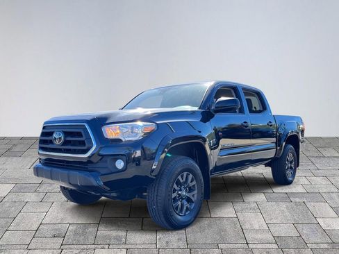 Used 2021 Toyota Tacoma SR5 image 3