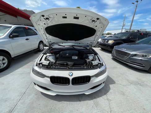Used 2015 BMW 328i xDrive Sedan AWD/4WD image 5