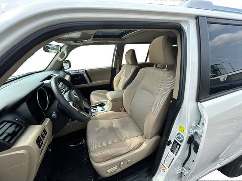 Used 2010 Toyota 4Runner SR5 w/ Convenience Pkg AWD/4WD image 37