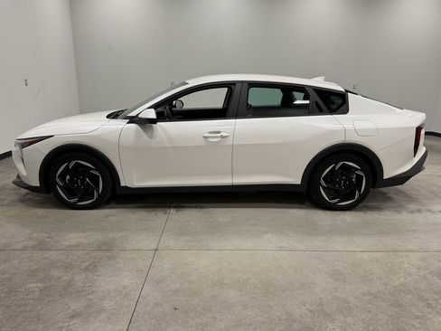 Used 2025 Kia K4 EX image 4